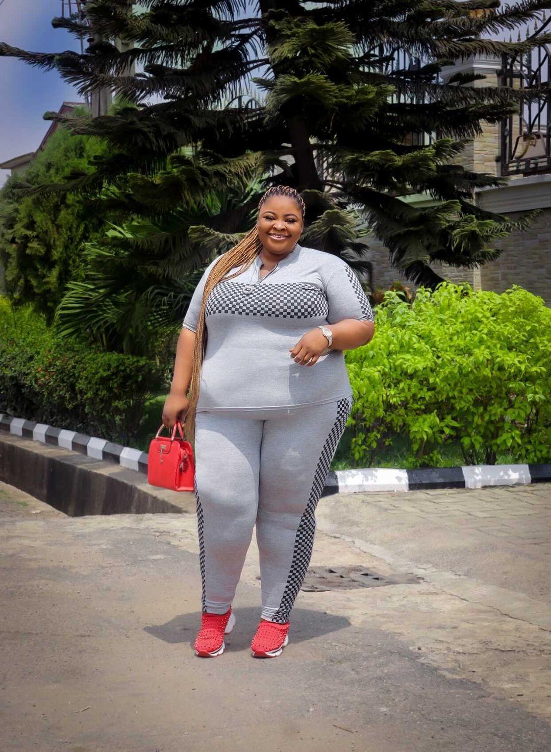the plus size apparels joggers set