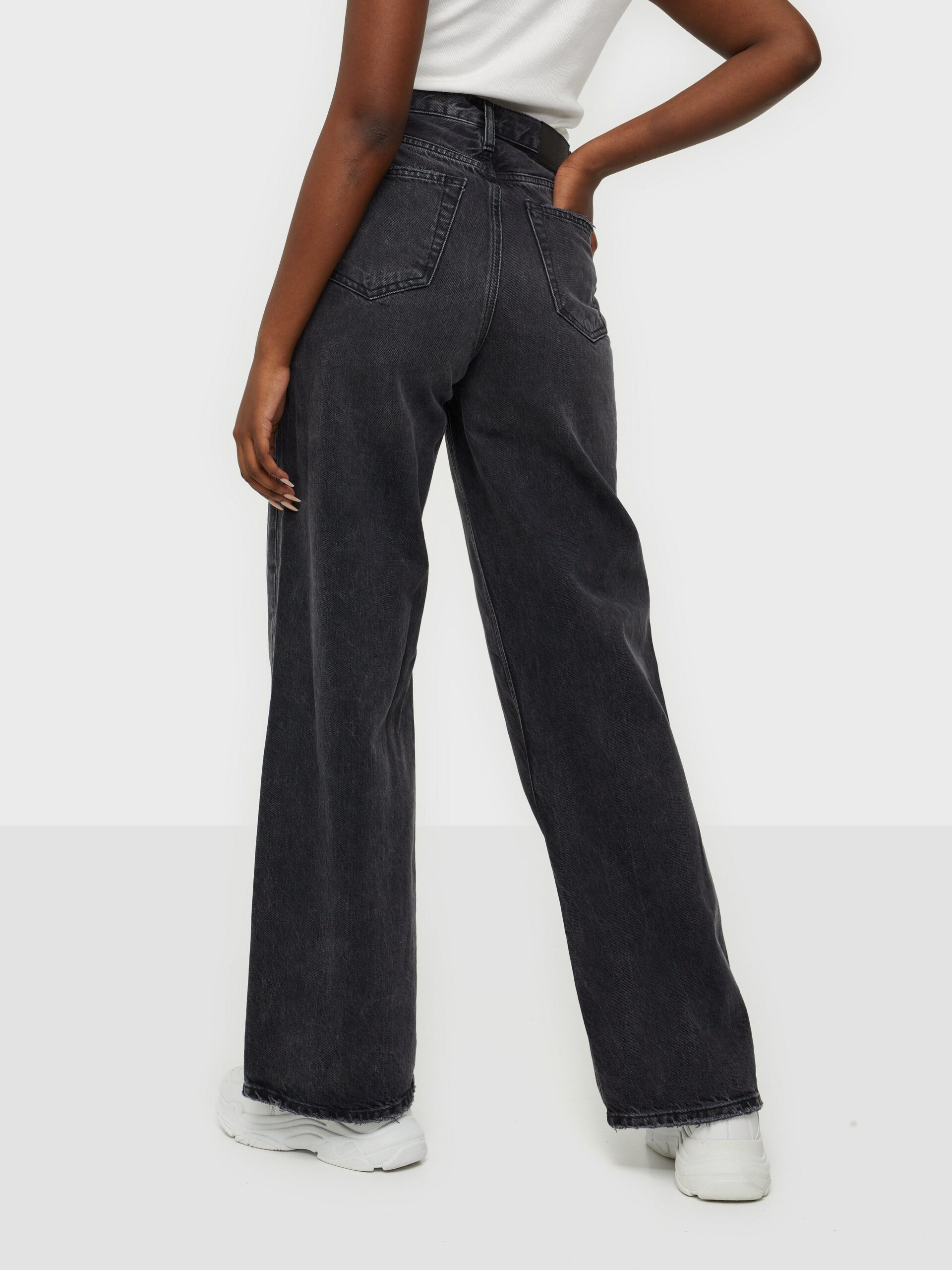 Black Wide Leg Jeans